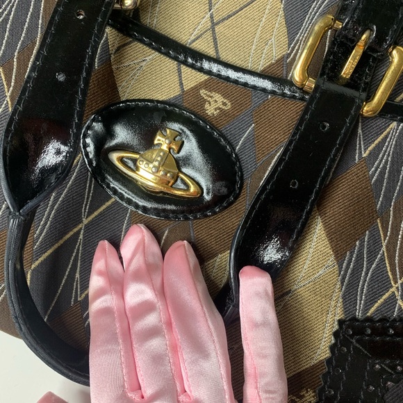 AUTHENTIC VIVIENNE WESTWOOD 💫 - Picture 5 of 7